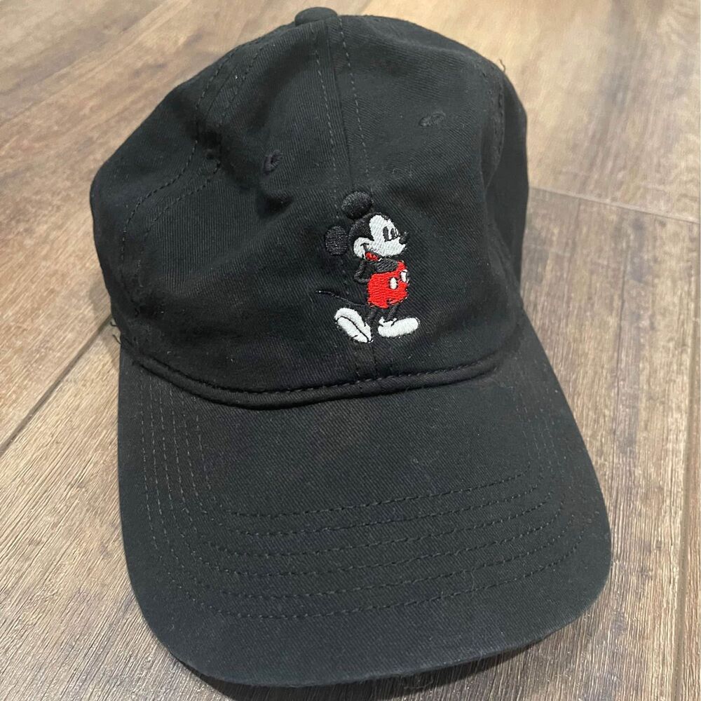 Black Mickey Mouse Baseball Hat (Adult)